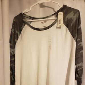 Camo Raglan Sleeve Top